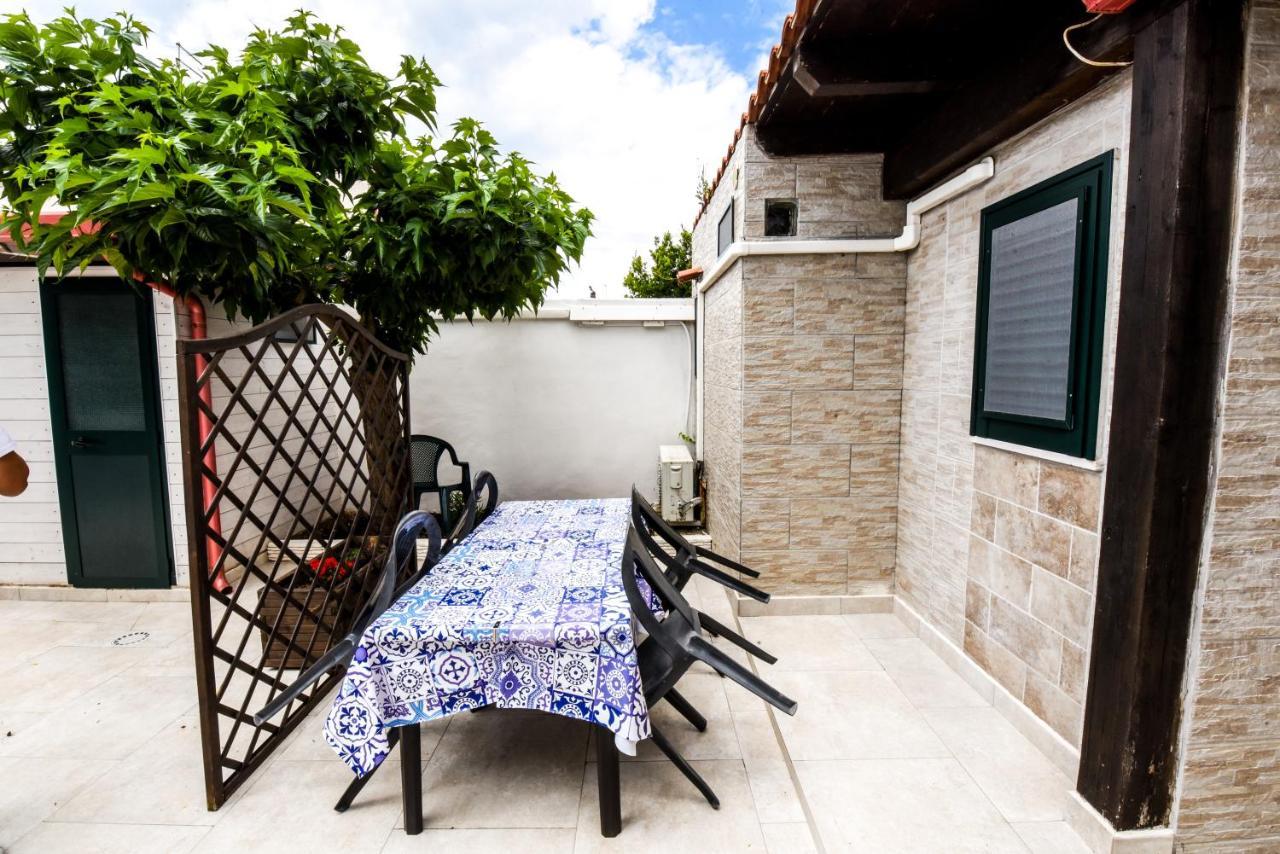 B&B Macchia Mediterranea San Pietro in Bevagna Exterior photo