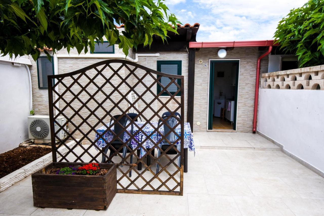 B&B Macchia Mediterranea San Pietro in Bevagna Exterior photo